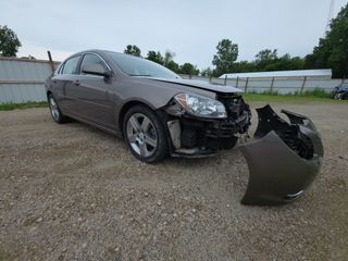 2011 Chevrolet Malibu 2LT - Exterior Front Right Corner Image